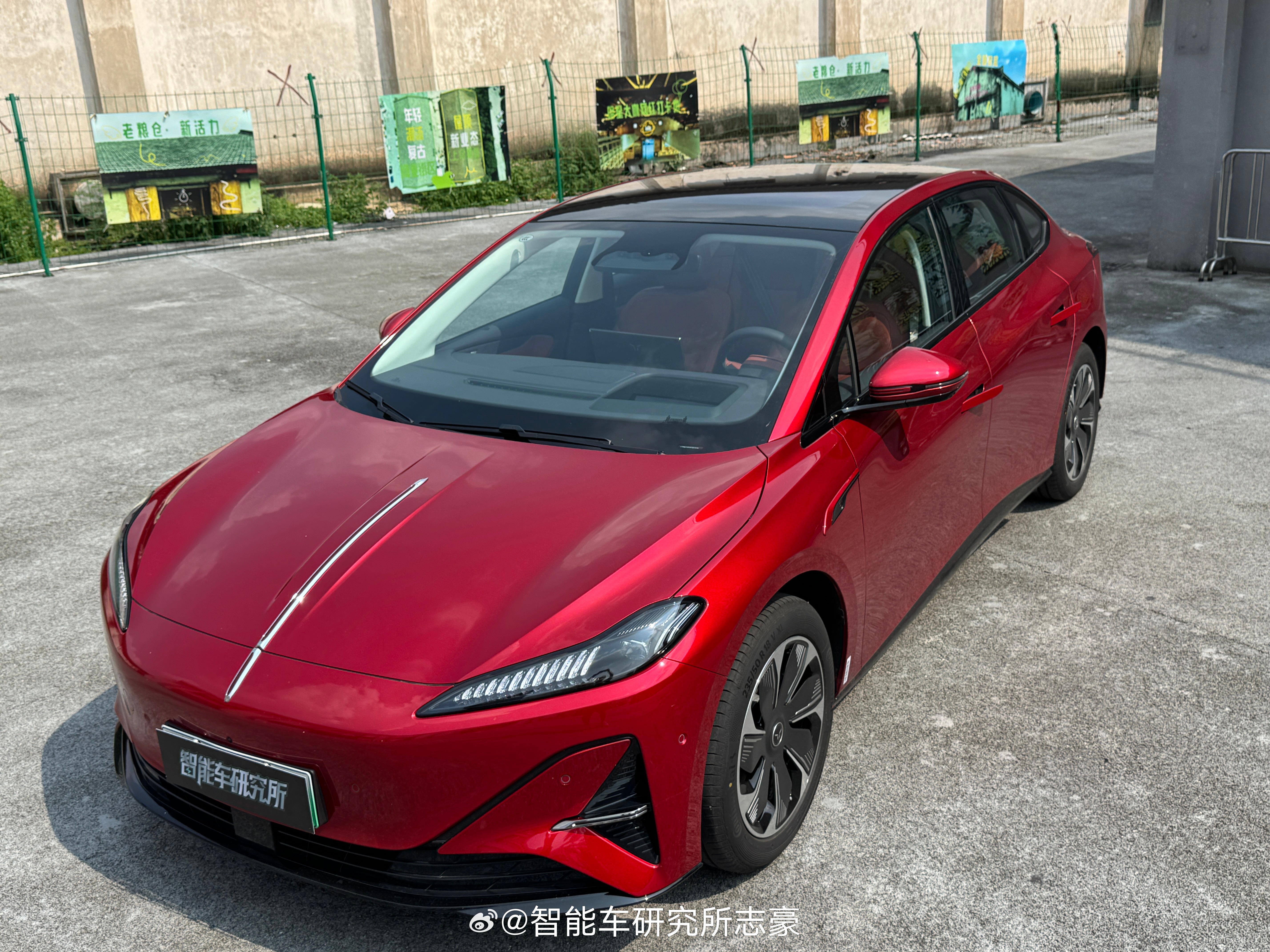 俺的红旗终于ota了所长的红旗天工05 更新了卓驭新的端到端2.0，真的丝滑很多