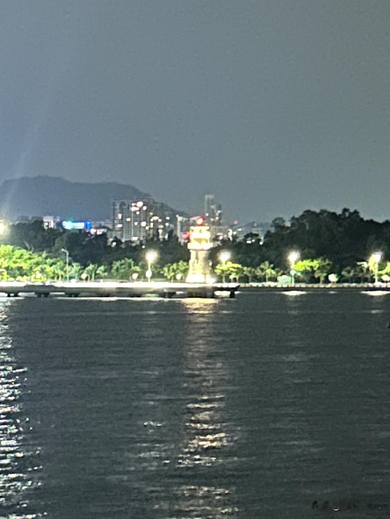 #人这一生有什么东西永远属于自己#

永远属于自己的东西，只有自己！