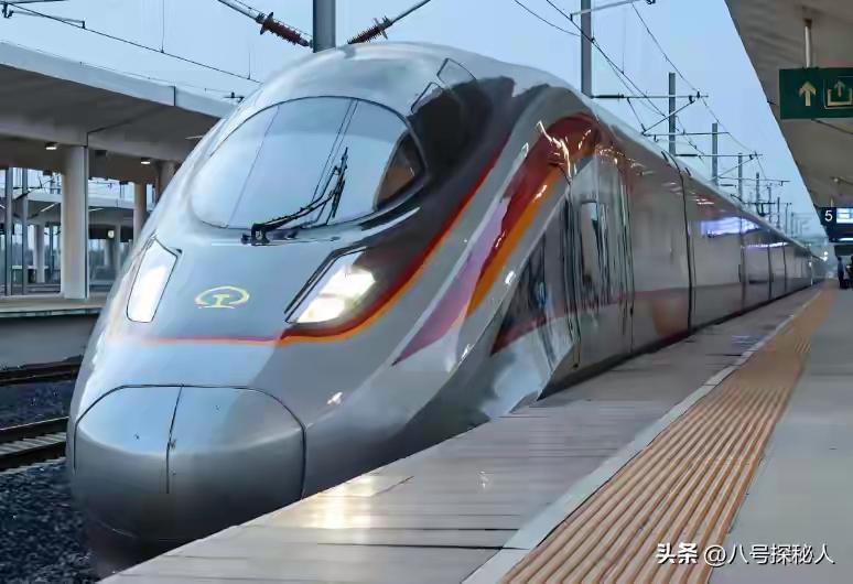 时速350公里，高铁为啥不“起飞”？——看完你就明白，它其实一直在“贴地飞行”！