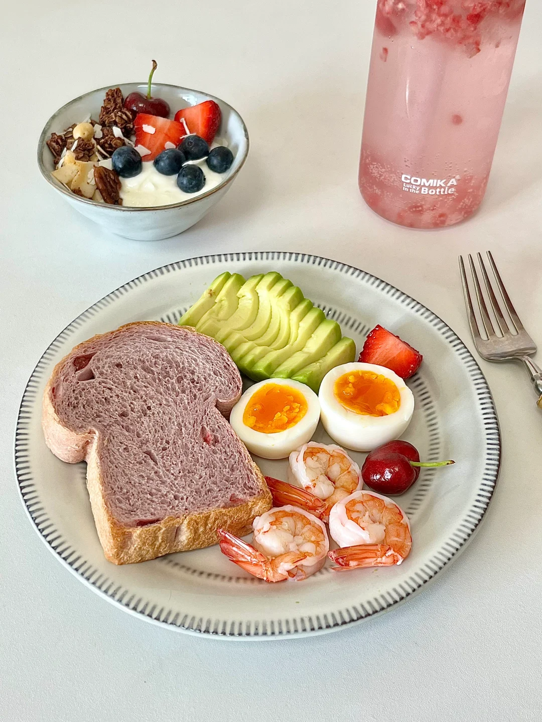 元气早餐|紫薯吐司🍞酸奶碗🥣树莓气泡水🍹