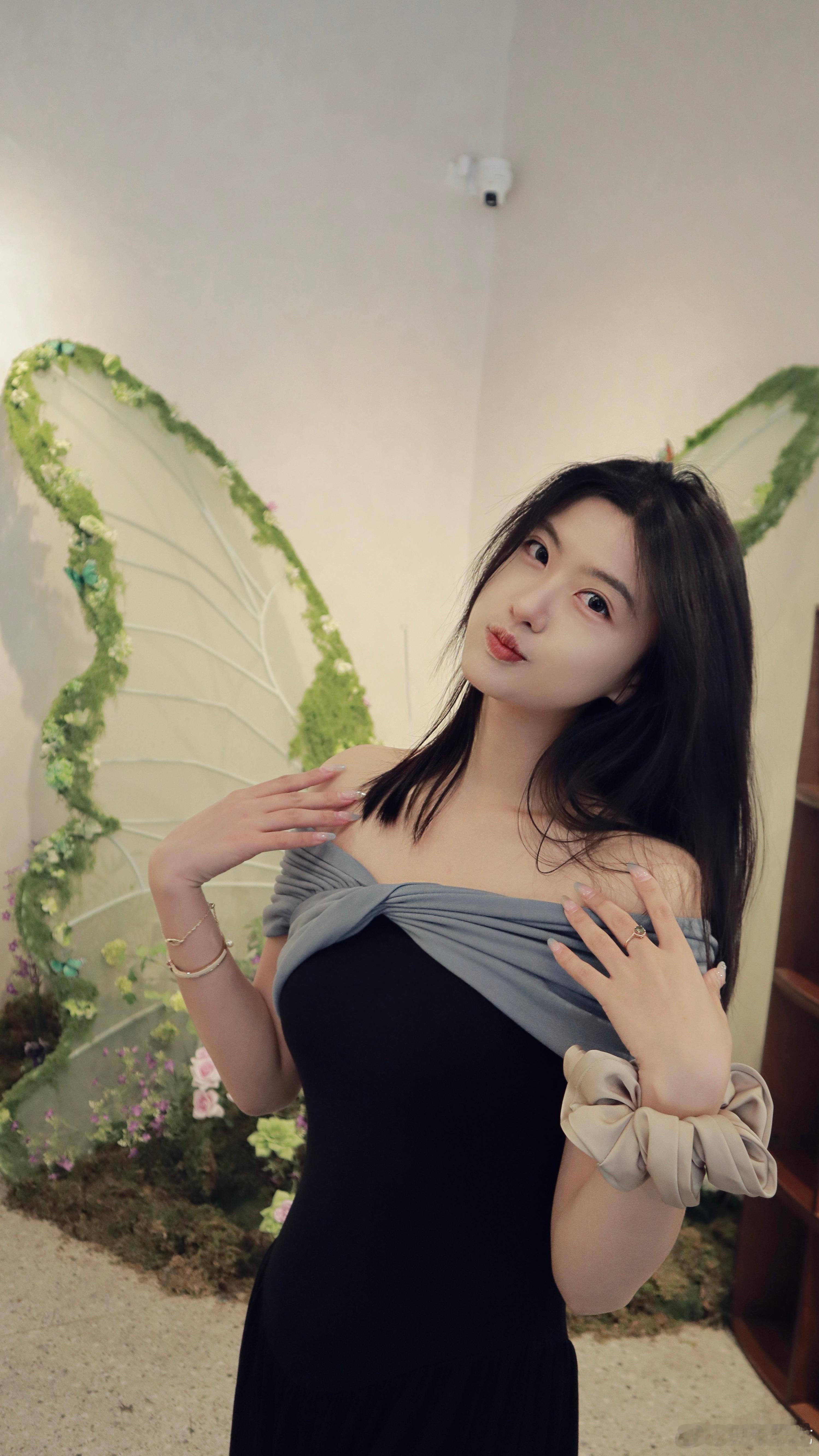 好看的👗 ​​​
