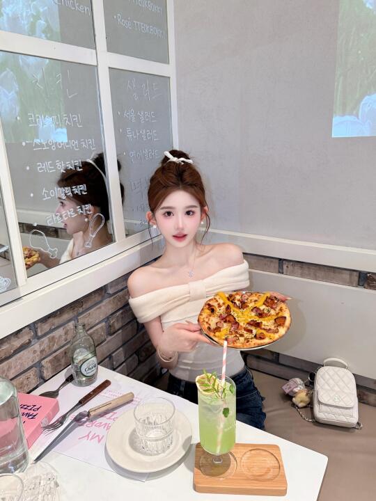 🍕ᵔᴥᵔ 🍕Pizza pizza～