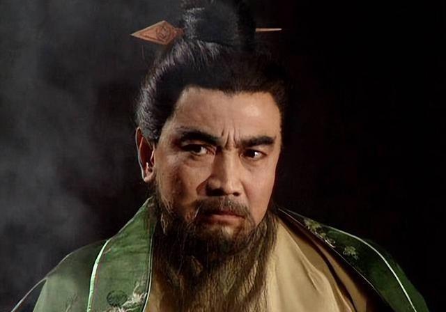袁绍死后，曹操为何花了八年才统一北方？这八年都发生了什么？
袁绍病逝的消息传出后