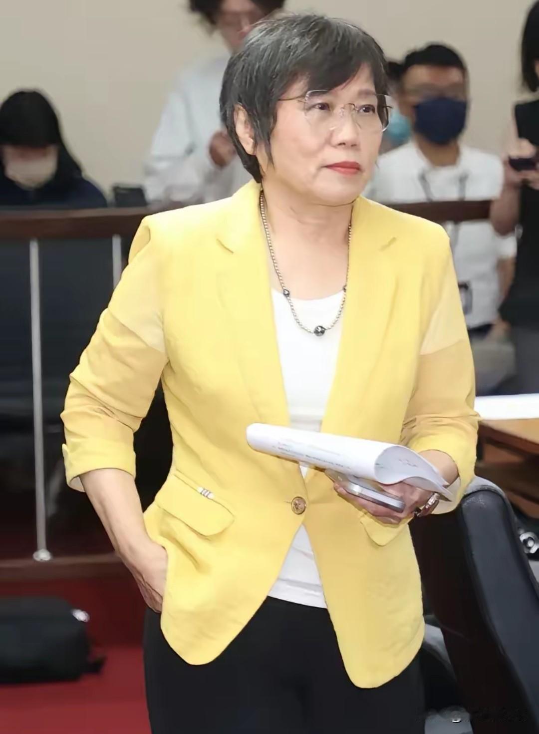 1月7日国台办官宣，14名“台独”顽固分子加12名帮凶被彻底盯上。
 
顽固分子