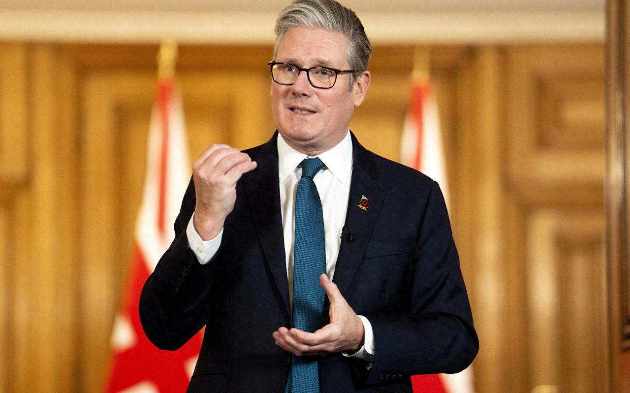 据英国天空新闻11月20日报道，英国首相想要在明年1月底之前访华。
 
如果成行