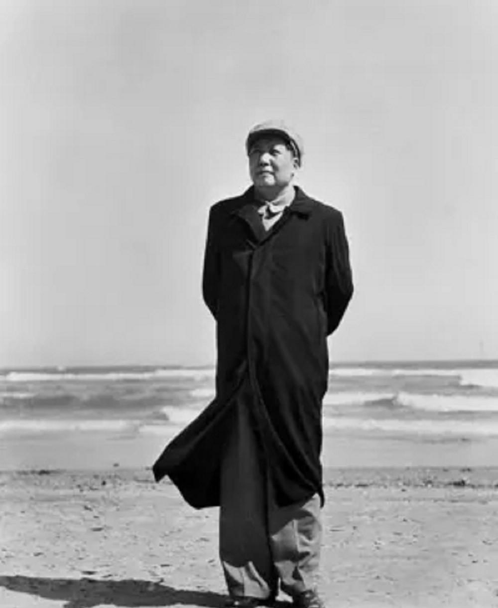 1953年毛主席邀请曾助自己的恩人陈添裕赴北京，陈添裕却为何婉拒并称无脸见主席？