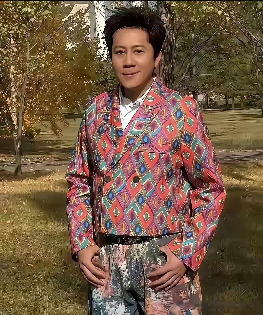蔡国庆
休闲照