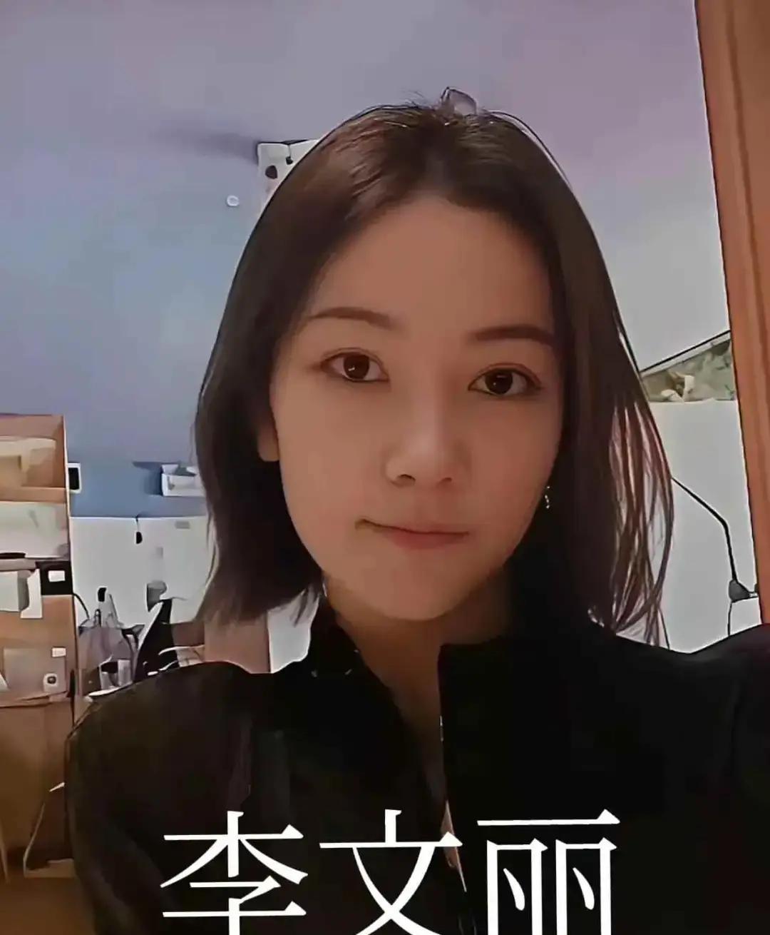 河南郑州，26岁的夜班护士李文丽失联已经6天了，哥哥李先生在她的枕头底下找到一封