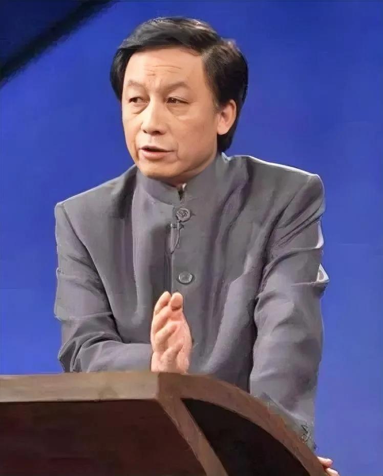 易中天“品女人”金句引热议：从“和亲”到“红颜祸水”，女性在历史中为何总被“甩锅