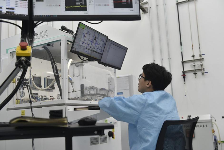 中国领跑下一代能源！氢能供应链碾压美国，60%电解槽产能霸榜
 
美国《外交政策