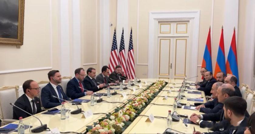 脱俄投美，亚美尼亚获美90亿美元投资
洲哥讲时事 当地时间2026年2月9日，美