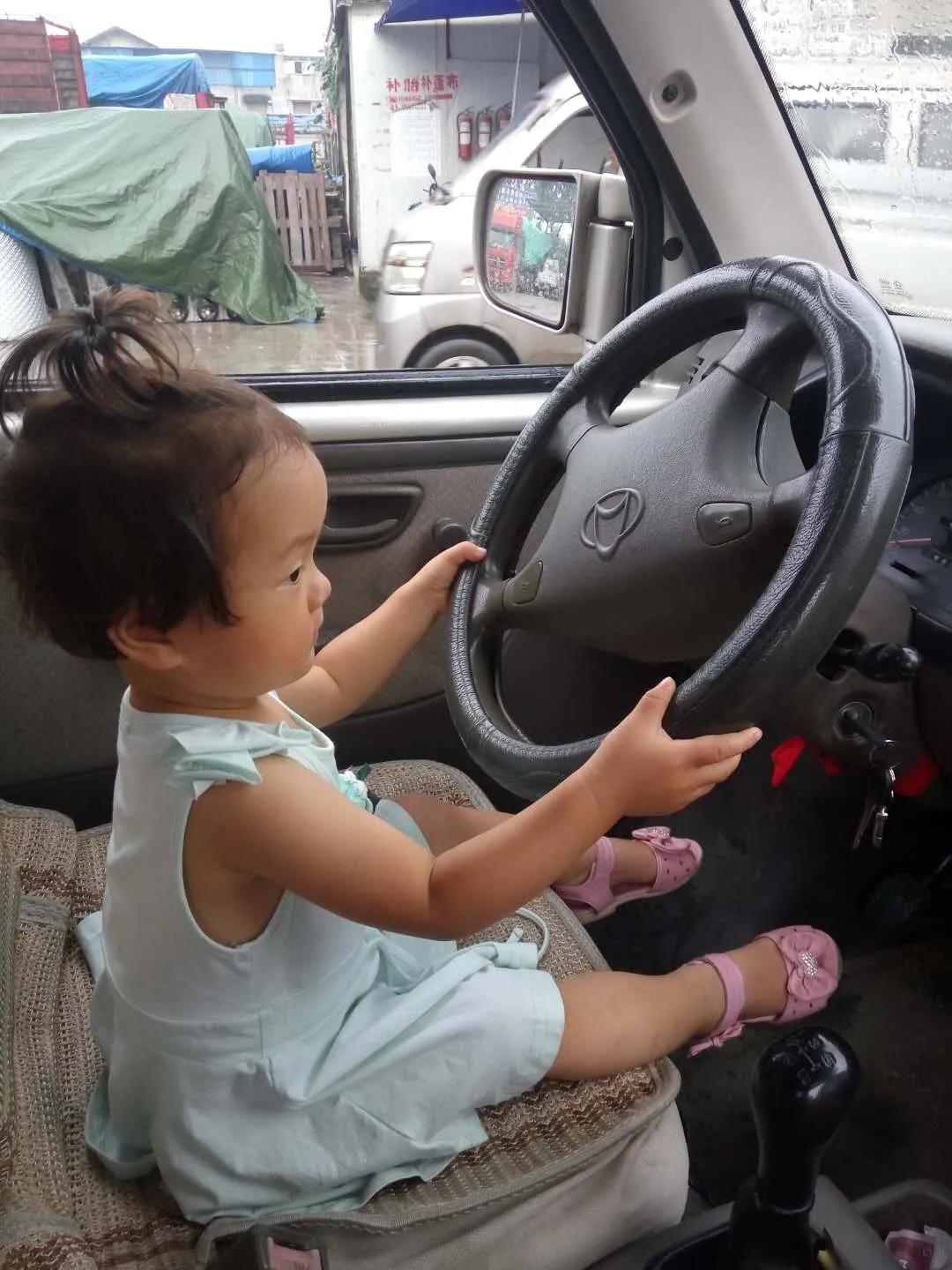 #现在40多岁了还在找工作打工，是不是可悲，很没面子，很无能，会不会遭到耻笑# 