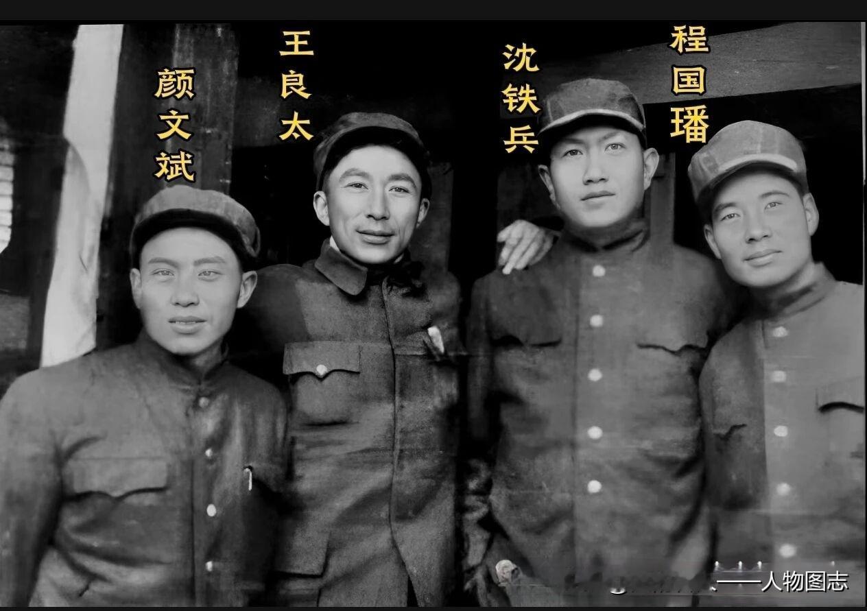 抗美援朝第三次战役期间，志愿军第39军115师攻占汉城后，身着朝鲜人民军将军制服