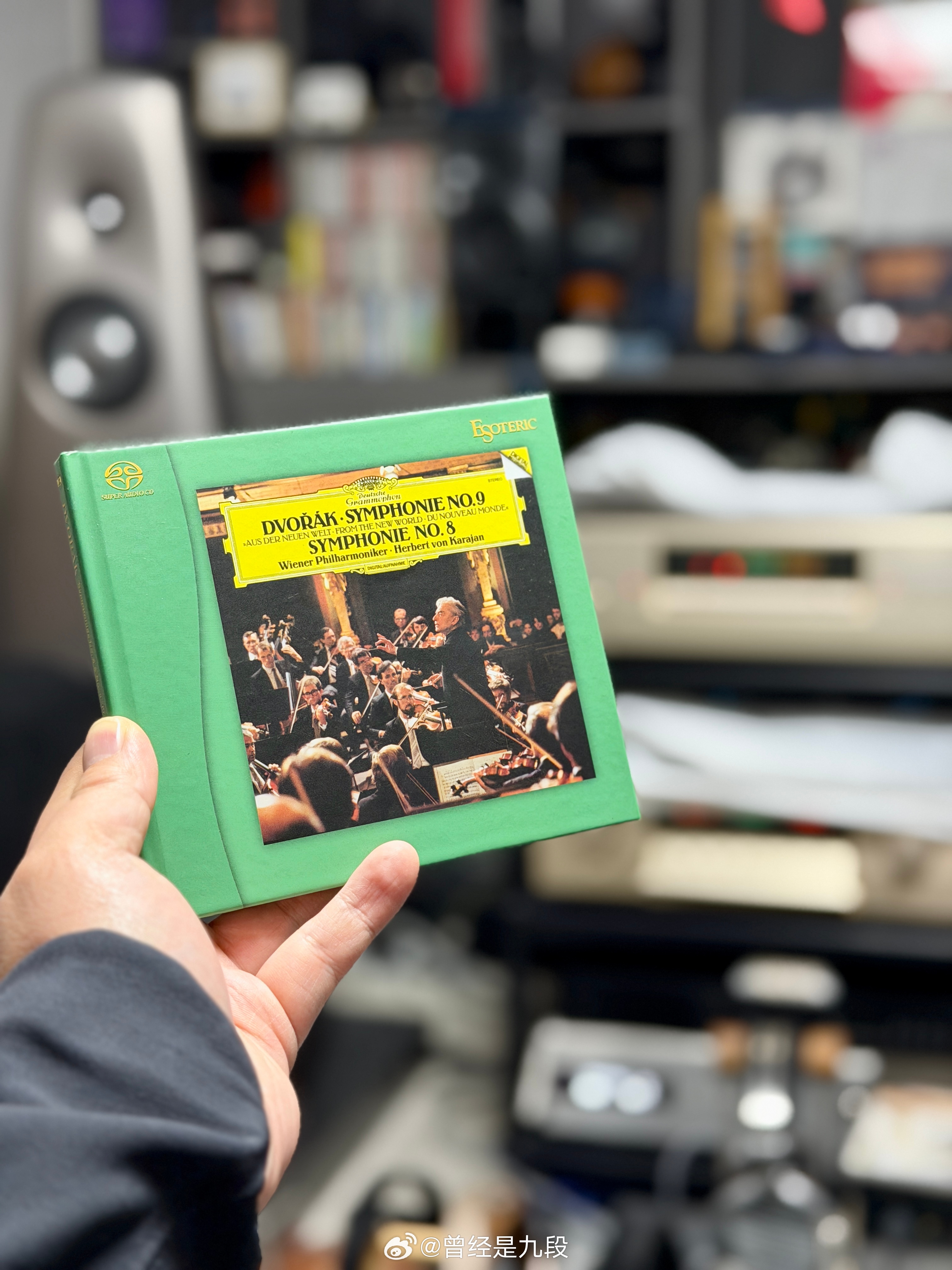 拿嗓子听二嫂SACD多少有点抽象，好久没开DP750了，还是一如既往的好听，单方