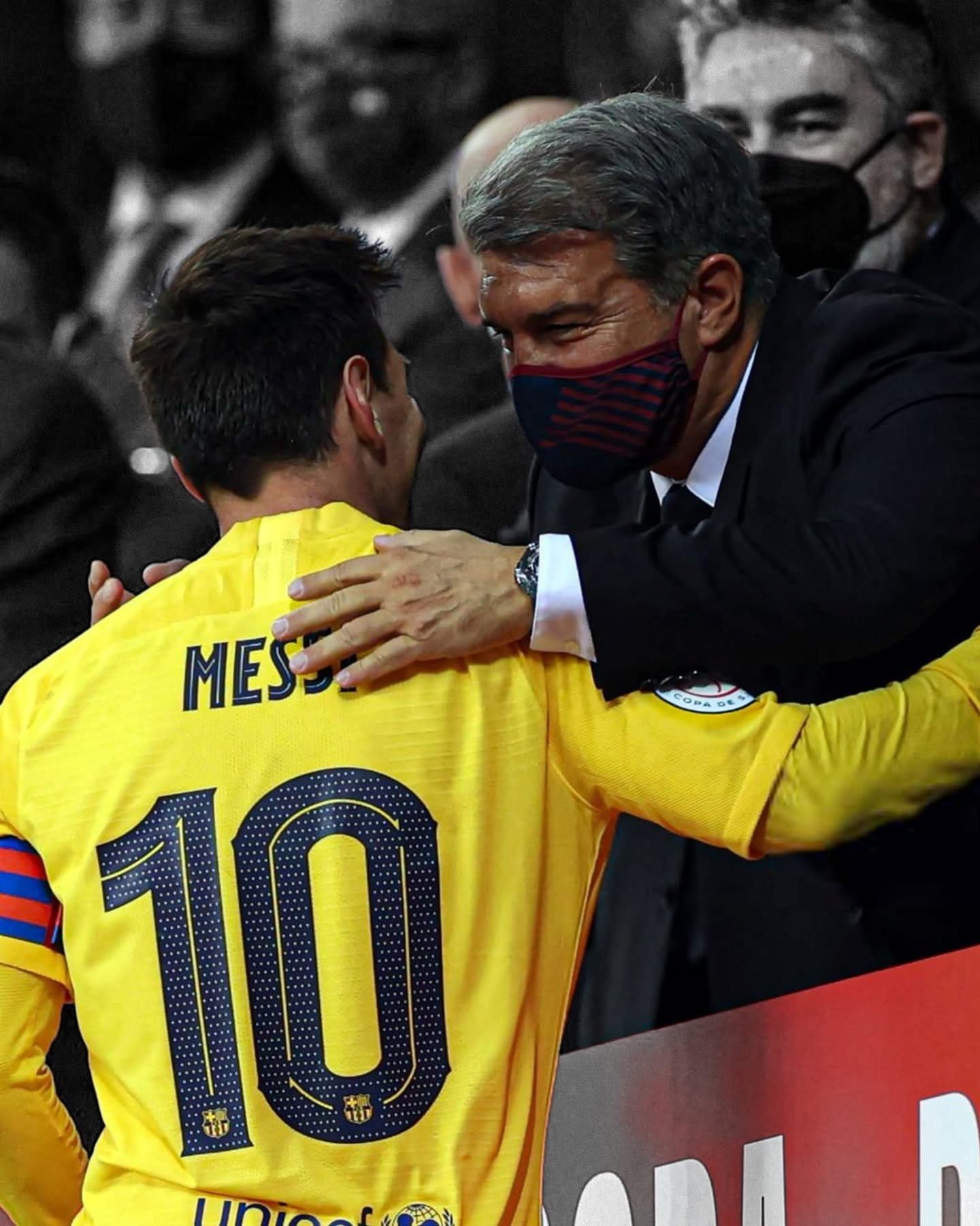 问：与梅西的关系？拉波尔塔：我很乐意解决这个问题。但我们现在的首要任务是完成球场