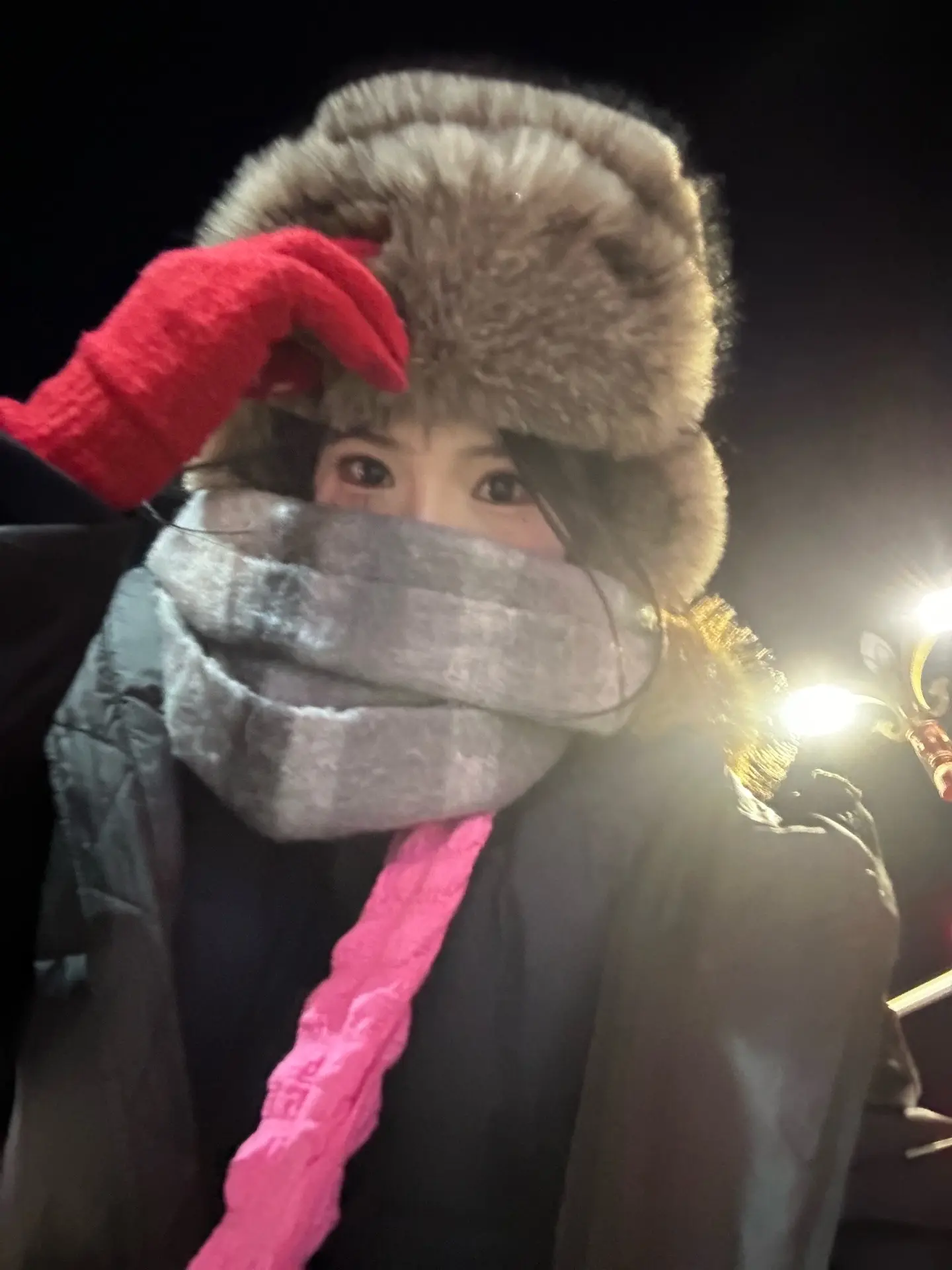 骗你的 我是冷哭的