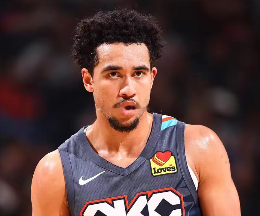 NBA季后赛西决G3，雷霆今日客场123-108战胜马刺，系列赛大比分2-1领先