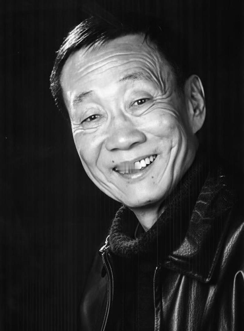 众多“老戏骨”送别戈治均！

人民表演艺术家戈治均的告别仪式，今天(10月29日