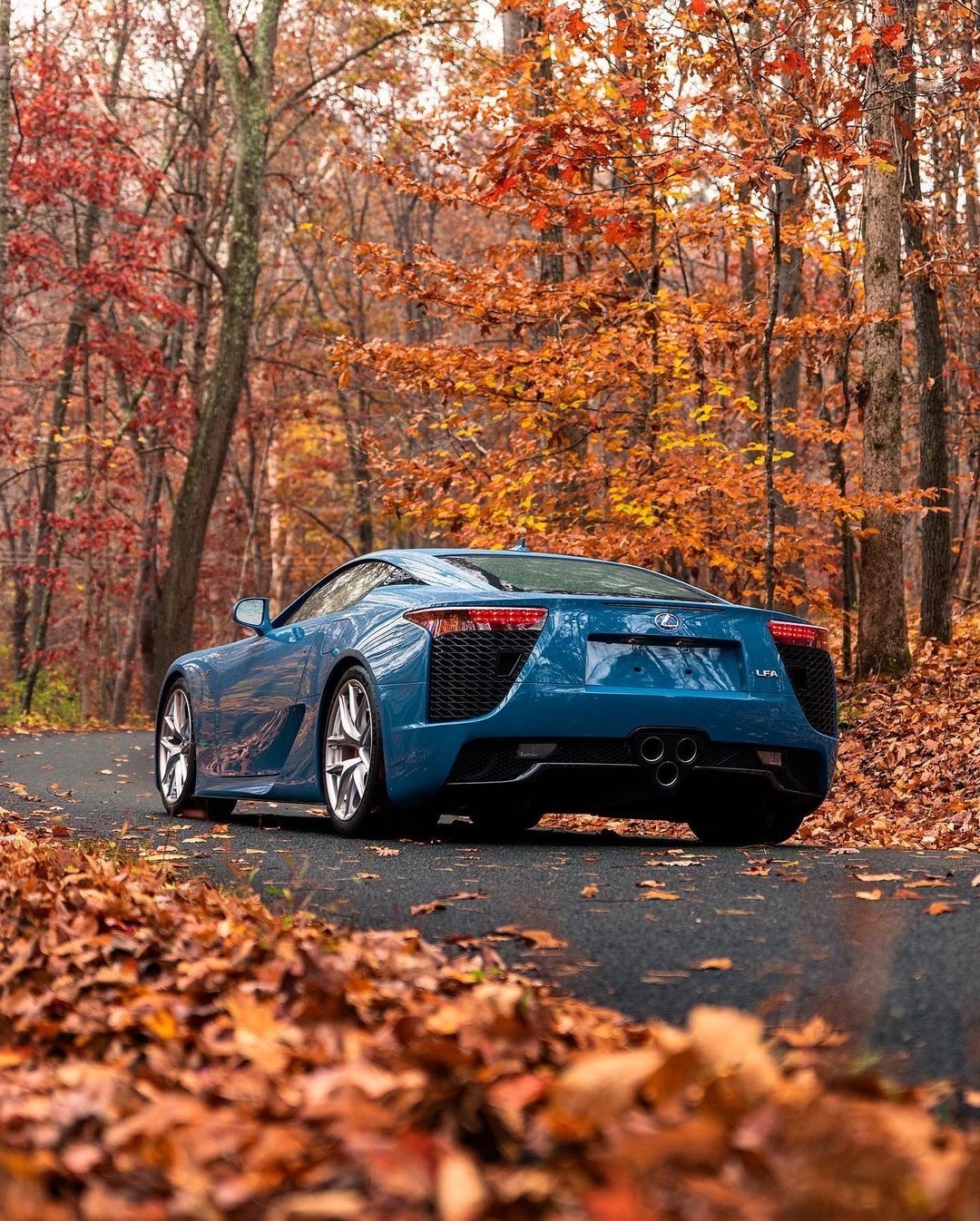 雷克萨斯 LFA#雷克萨斯##汽车文化# (📸：Zach Brehl) ​​​
