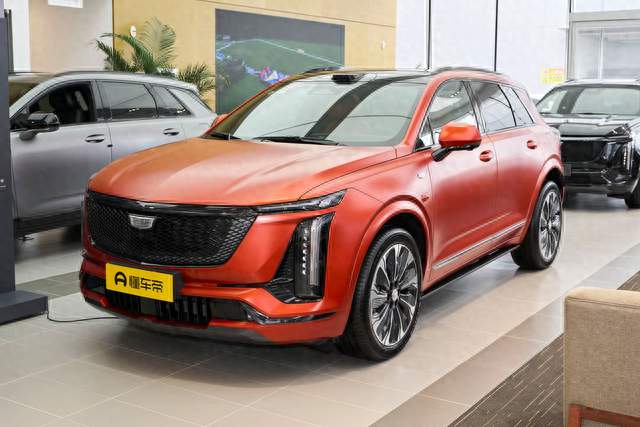 实测新款凯迪拉克 XT5 PHEV！可油可电四驱家用 SUV 真实体验