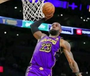 北京时间1月22日11：00，NBA常规赛湖人主场迎战开拓者！


湖人的发挥太