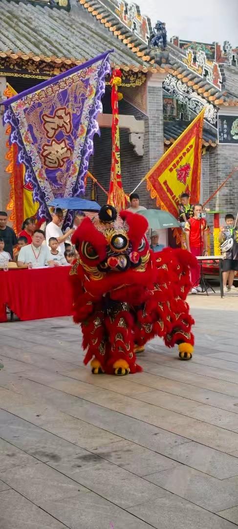 2026广州第22届体育节｜传统南狮邀请赛高燃开赛！
锣鼓喧天，雄狮腾跃，多支醒