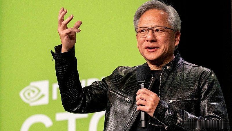 凤凰新闻【黄仁勋：在亚洲家庭长大，你这辈子都要看心理医生，我都63了还要挨说】黄