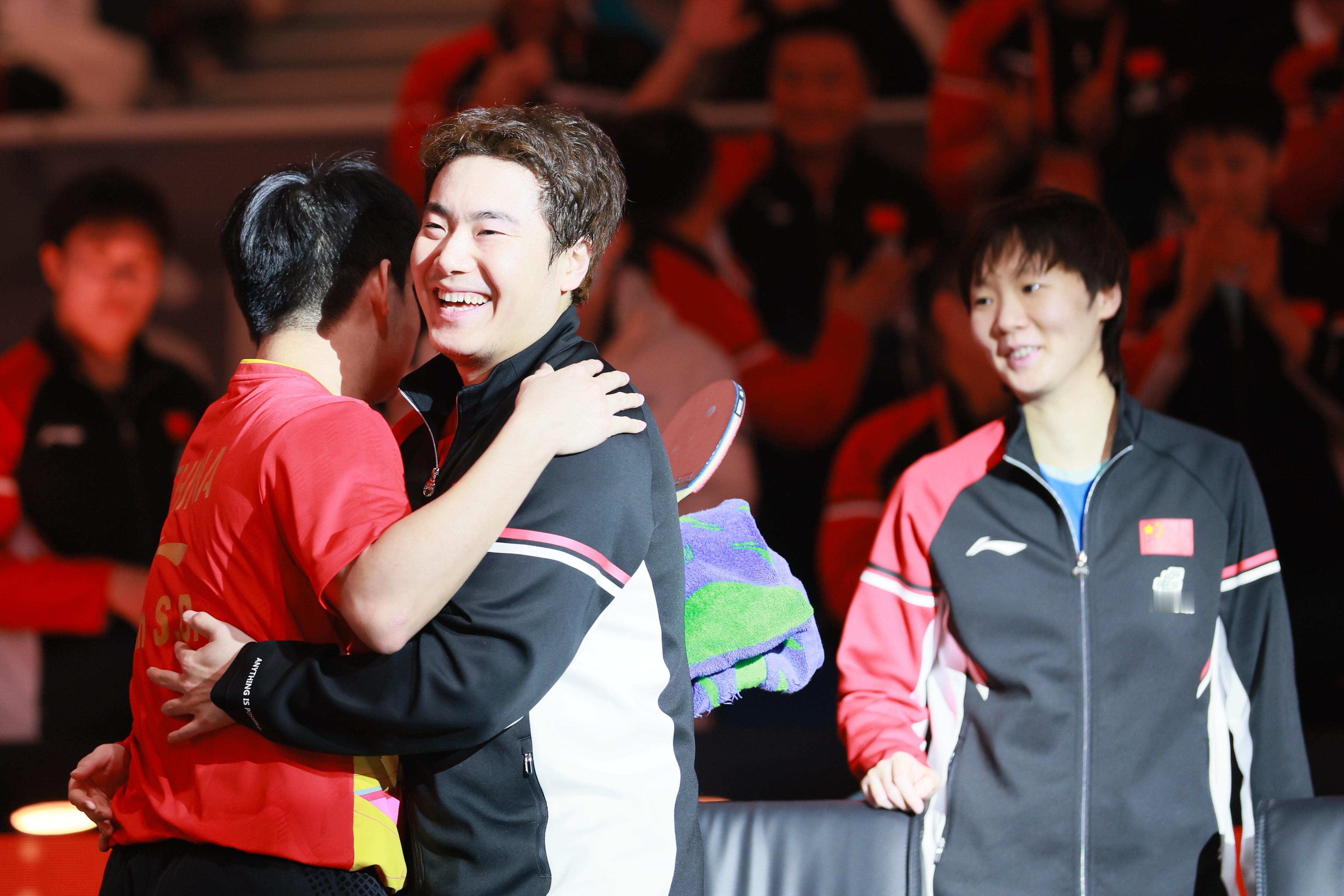 见证了两位（bushi） 