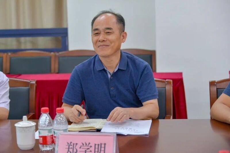 4月3日，杉杉商业集团有限公司董事长郑学明一行，在西安。（下图为资料图）

据了