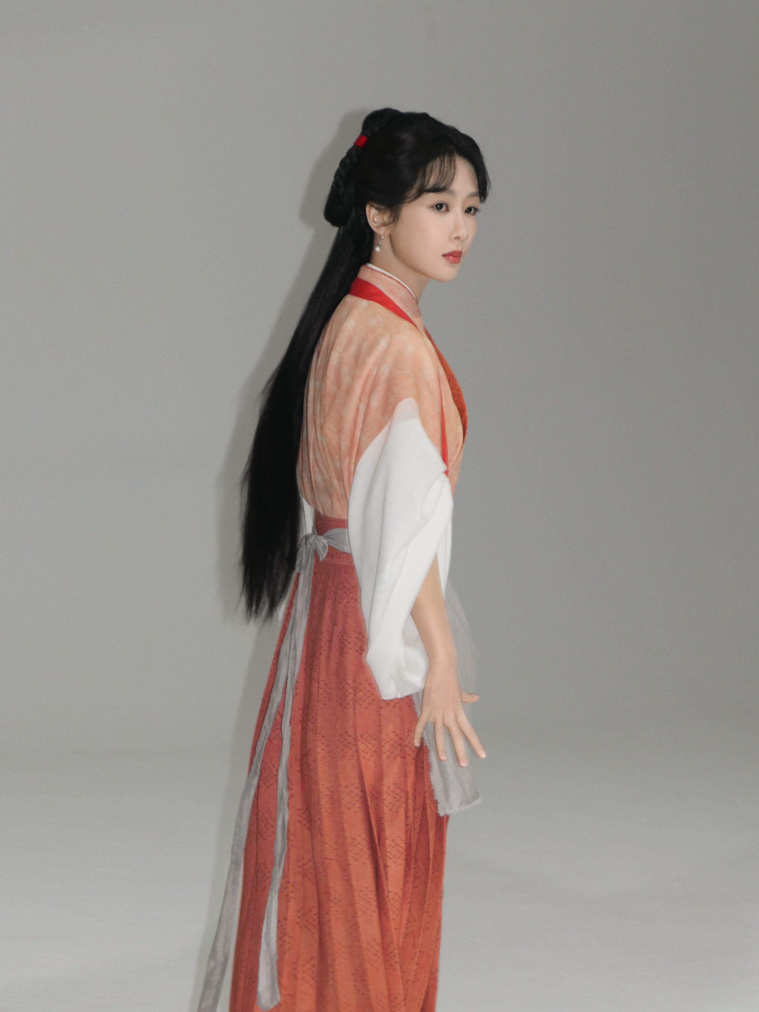 家业杨紫李祯 只要是不一样，能够带给我新鲜感跟更多的感触，或者让我觉得往上够是一