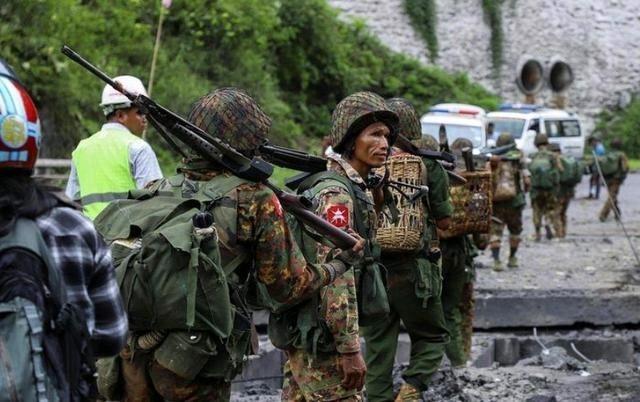 泰柬冲突别瞎站队！警惕谣言带偏舆论 理性看待才是维护国家利益
 
泰柬冲突引发舆