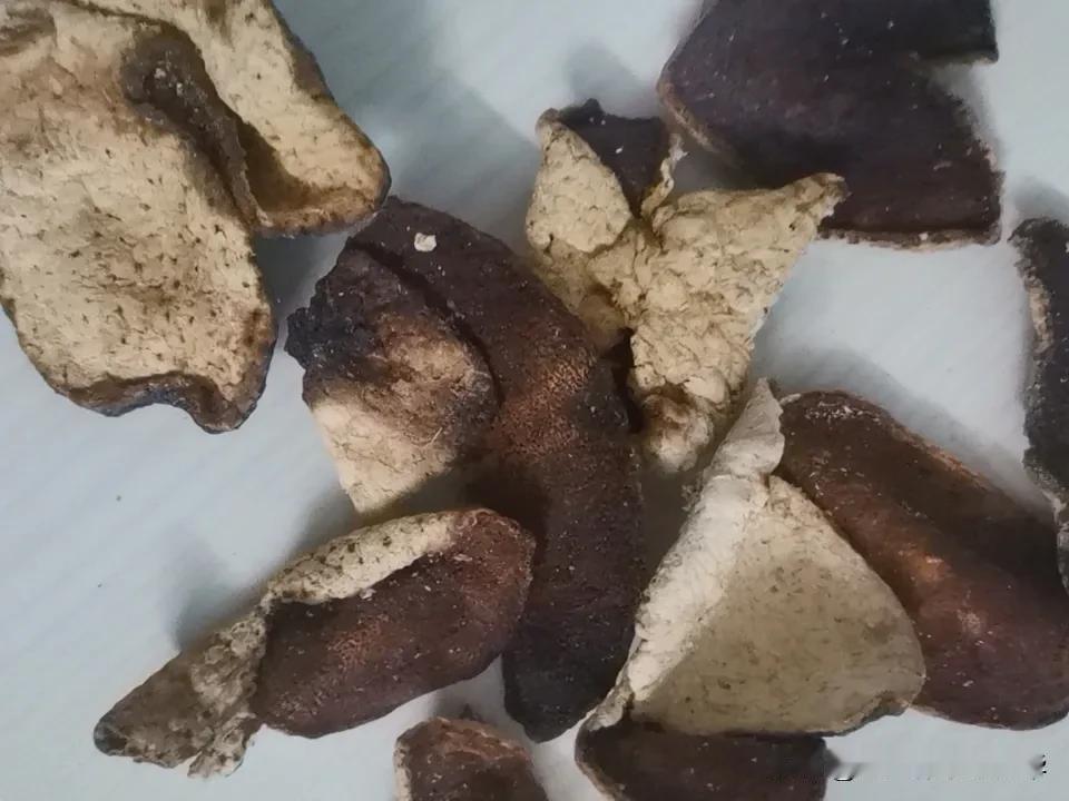 我前几天在网上买的陈皮是这样的，有会认货的帮忙认认…