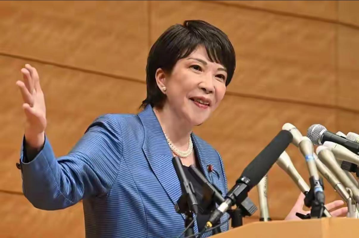 日本这一刀，下手真狠。

刚官宣，明年7月起，离开日本不管坐飞机还是轮船，离境税