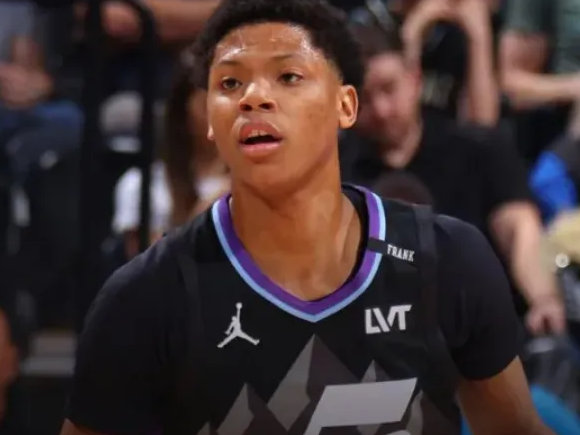 最佳新秀一阵？贝利近12场比赛场均拿20.2分，三分命中率40%! NBA常规赛