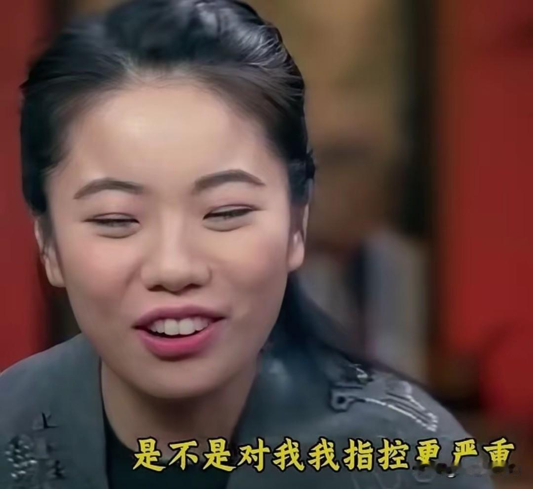 蒋方舟学术风波，戳中大众对学术公平的共鸣
 
肖鹰蒋方舟学术互撕引爆全网争议。