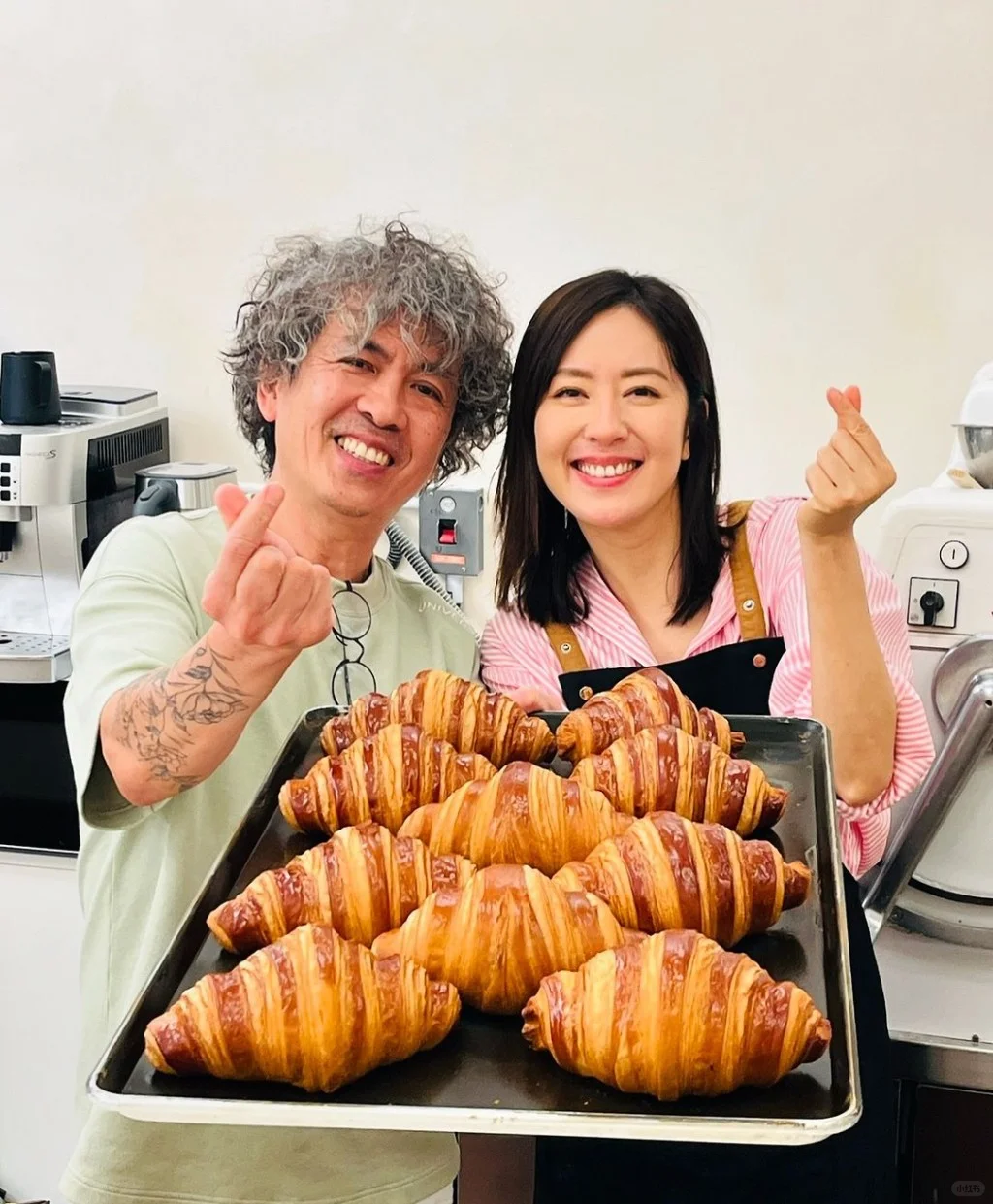 视后唐诗咏转行开面包店！闺蜜黄翠如捧场