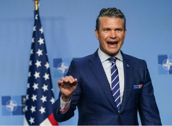 特朗普镇不住，中国开始第一步行动！伊朗兄弟说了一句掏心窝子话
 
赫格塞思的这番