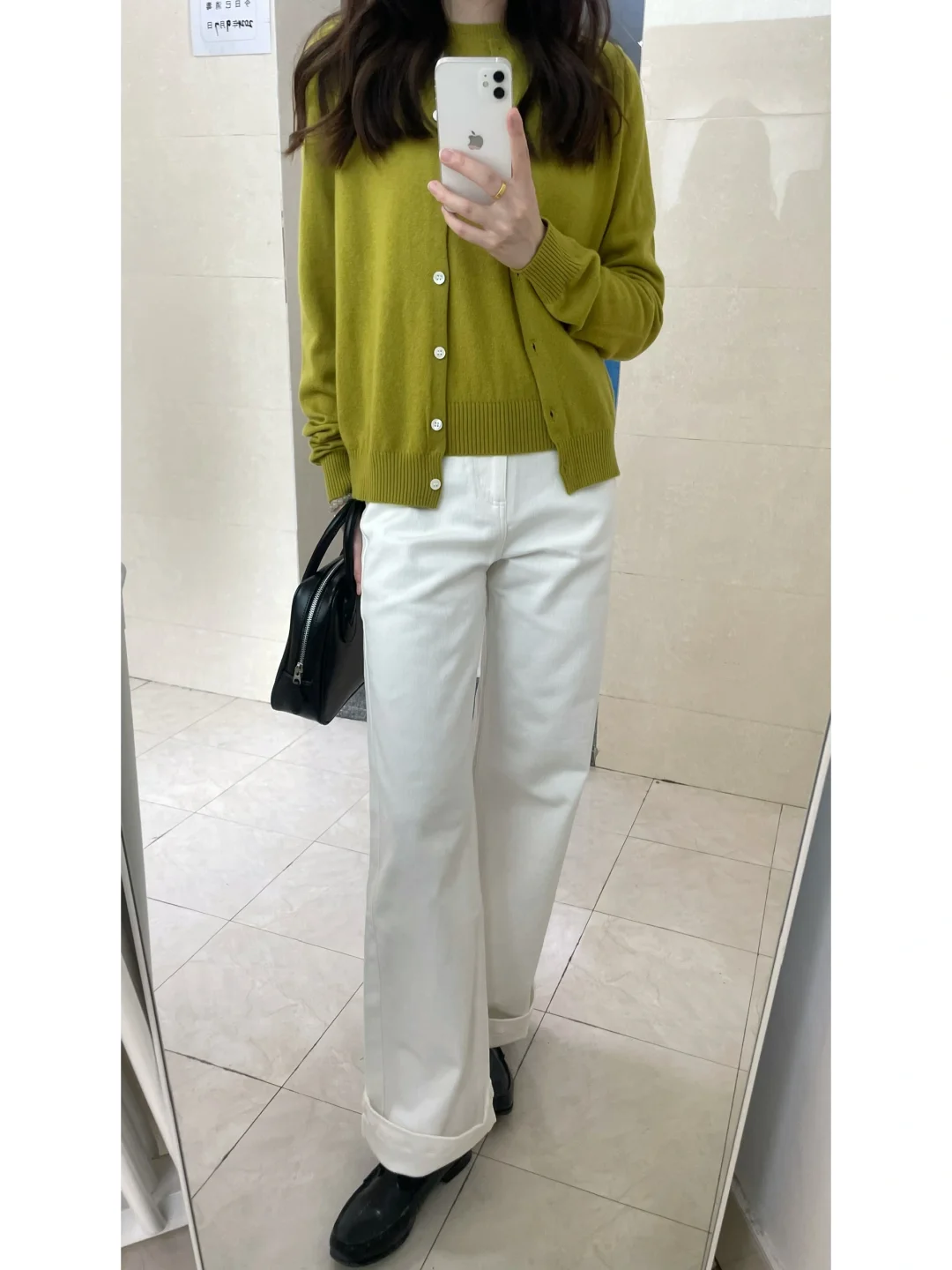 初秋的针织通勤穿搭