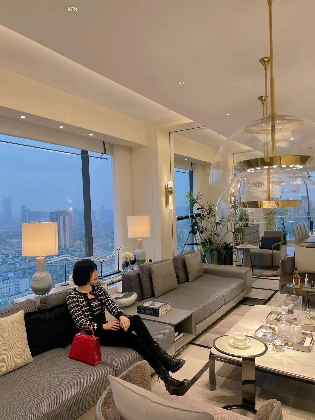 如果把这套房子送给you 你会留在我身边吗？