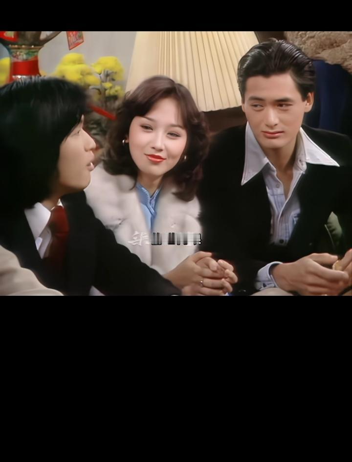 今天无意中看到当年拍上海滩的花絮视频！太美了！这演员咋选地，男女个个都那么漂亮！