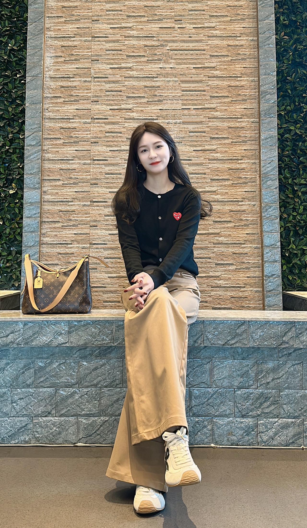 盐和糖一样不尝一尝很难区别
人与人也是一样很多东西让时间说话
对了就好错了就是经