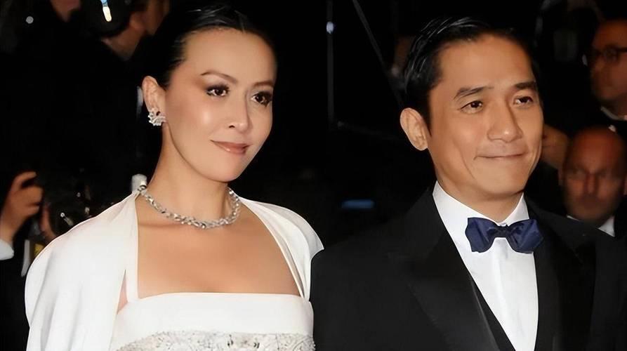 这操作太恶心人了！顶流影帝梁朝伟没接代言却被硬蹭，刘嘉玲直接撕破脸硬刚天猫淘宝，