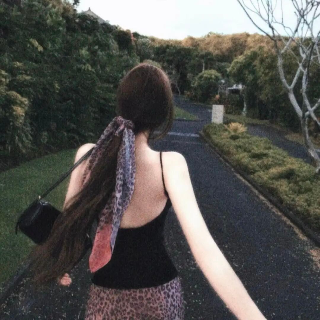 𝗪𝗲𝗖𝗵𝗮𝘁头像 ‖女生头像‖氛围感‖优质女头‖小众高级 ‖无水印女