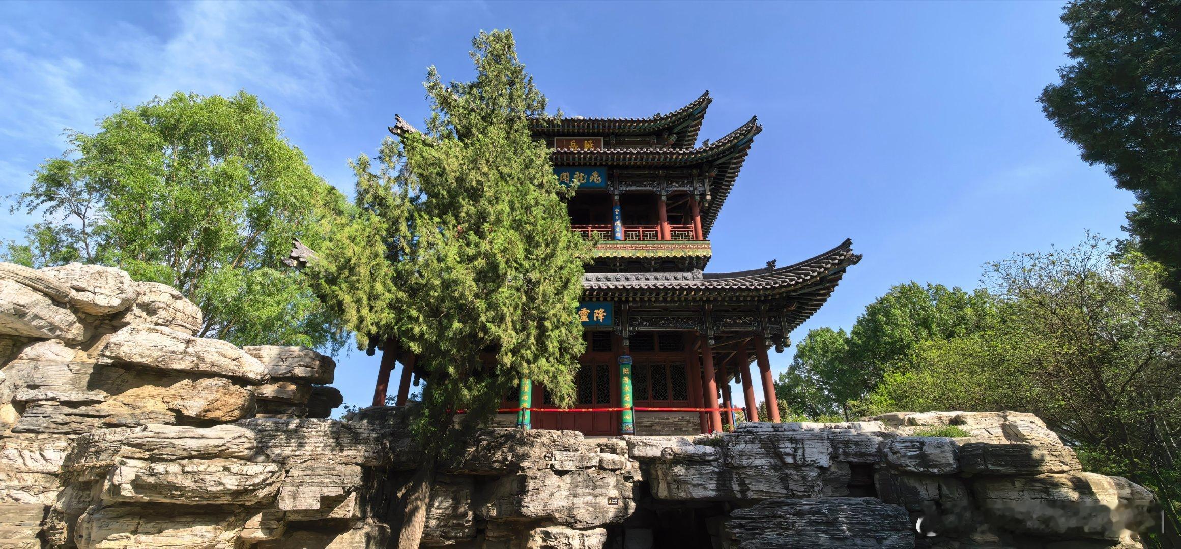 太原  晋祠公园飞龙阁 