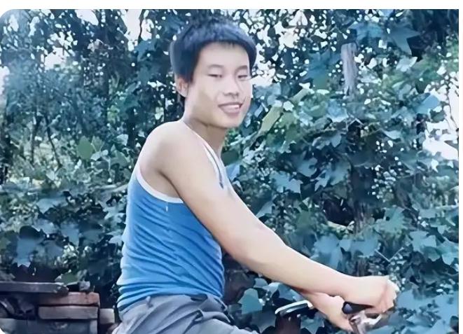 2016年的今天，最高人民法院宣判：聂树斌无罪。
从1995年，聂树斌因强奸杀人