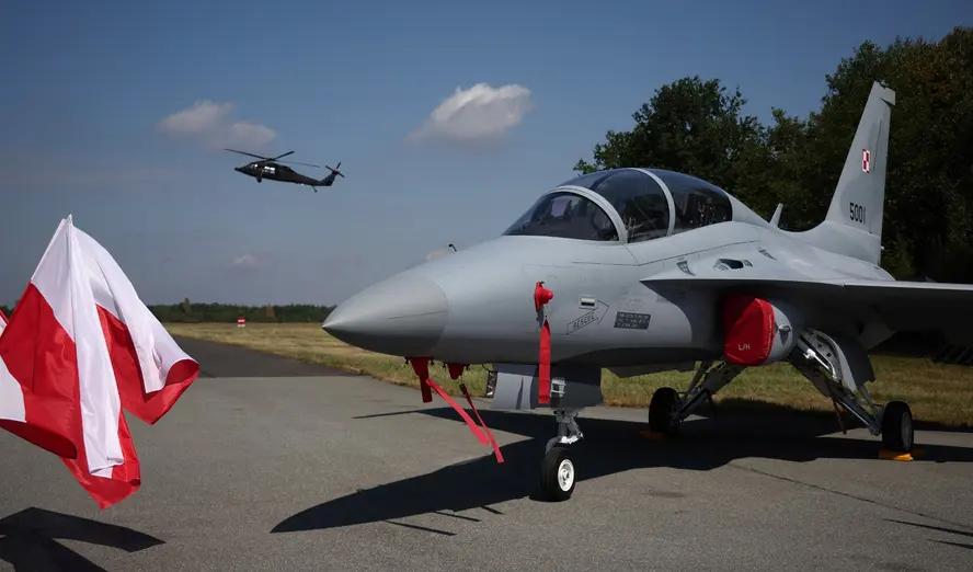 波兰，韩国武器第一大客户，韩式装备国家
2024 年，韩国国防出口的 46% 销