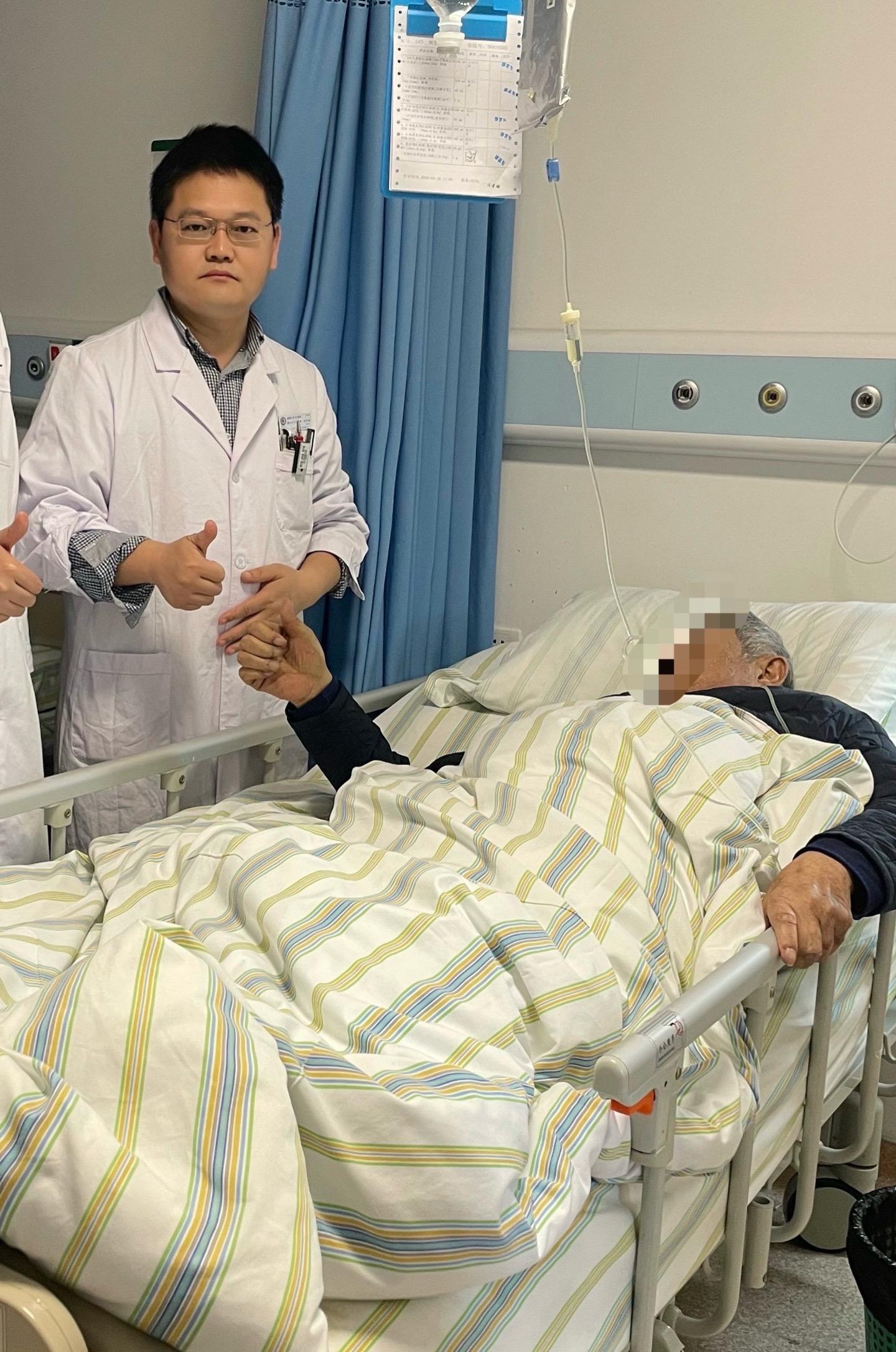 肺癌，食管癌患者转危为安、高兴出院！