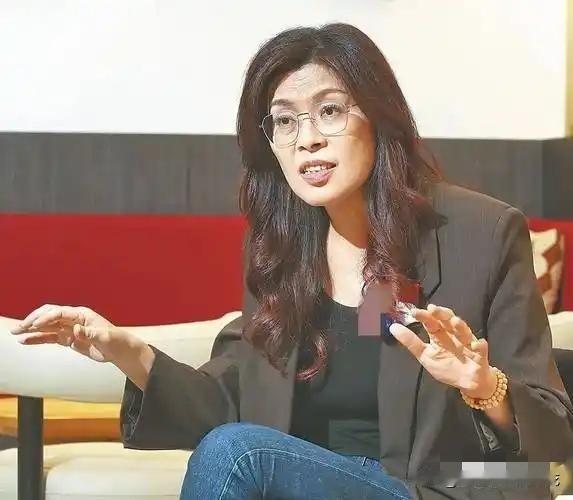 郑丽文好猛，送高市早苗一记重拳！大陆决定：给国民党一个大面子
​高市早苗作为台湾