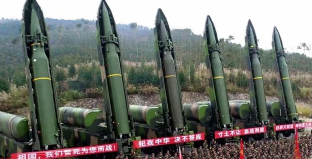 戴旭发言不寒而栗！
家门口搞得热火朝天，以为是“亮剑”，实际上是在给对手“开卷考