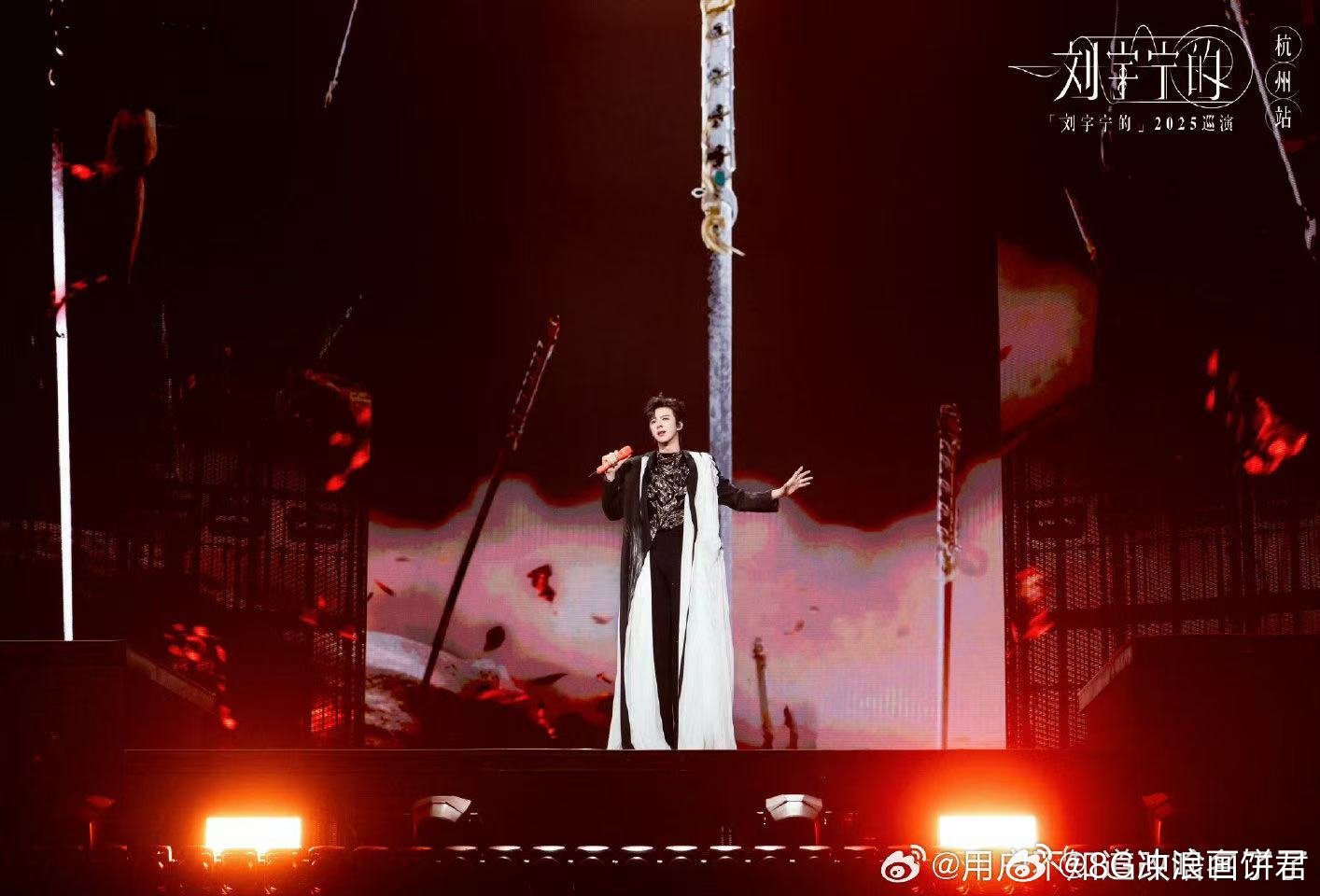 刘宇宁随手一截就好萌 随手一截就是好萌，原相机直出都这么能打！这男人怕不是长在萌